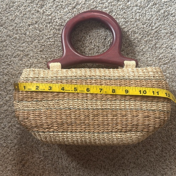 Vintage Woven Straw Handbag - Picture 5 of 7